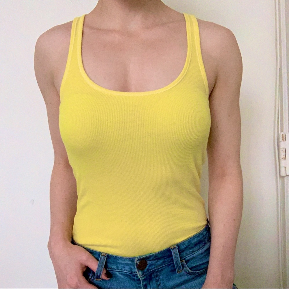 Hollister yellow scoop tank long fitted ribbed Y2K Elena Gilbert summer beach S